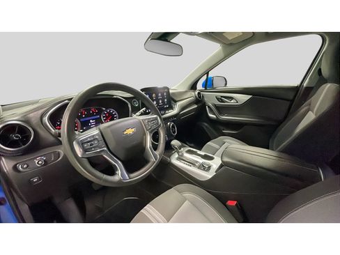 Used 2024 Chevrolet Blazer LT w/ Convenience Package FWD image 11