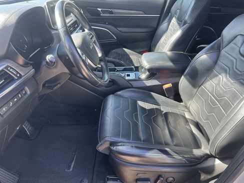 Used 2022 Kia Telluride SX w/ SX Prestige Package AWD/4WD image 11