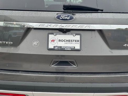 Certified 2017 Ford Explorer Limited AWD/4WD image 37
