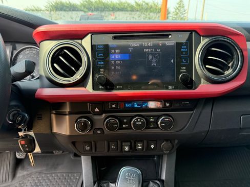 Used 2019 Toyota Tacoma TRD Pro image 25
