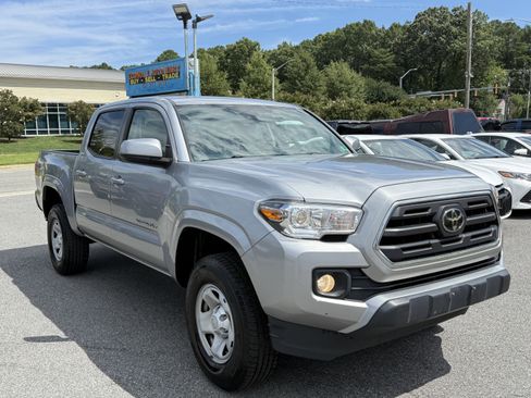 Used 2019 Toyota Tacoma SR5 image 4