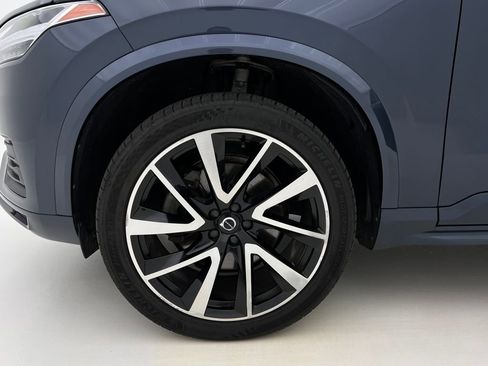 Used 2020 Volvo XC90 T6 Momentum w/ Protection Package image 33