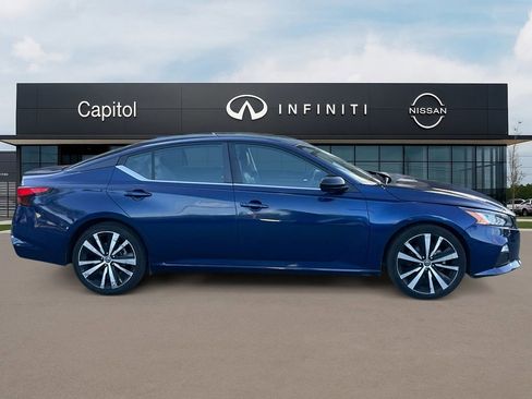 Used 2022 Nissan Altima 2.5 SR image 4