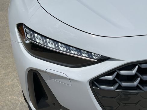 Used 2025 Audi A5 2.0T Premium Plus w/ Premium Plus image 11