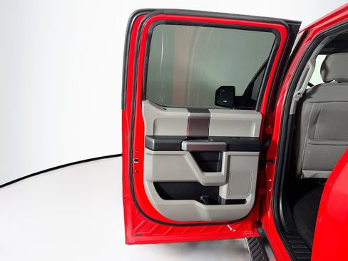 Used 2018 Ford F150 XLT w/ Equipment Group 302A Luxury image 25