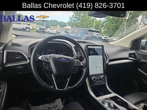 Used 2023 Ford Edge SEL AWD/4WD image 10