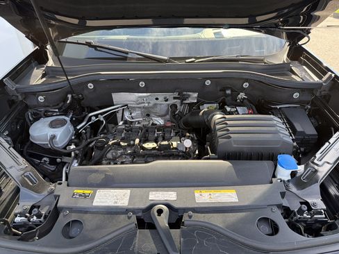 Certified 2024 Volkswagen Atlas SEL AWD/4WD image 29