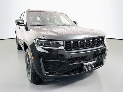 New 2026 Jeep Grand Cherokee L 4WD
