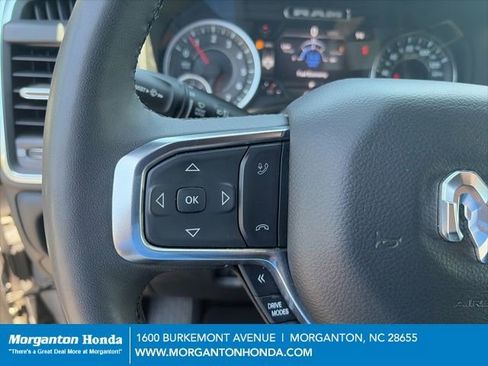 Used 2025 RAM 1500 Laramie AWD/4WD image 17