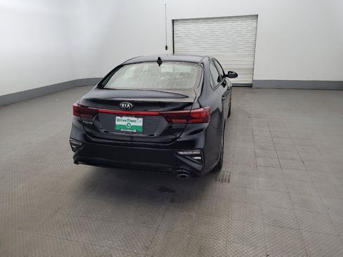 Used 2019 Kia Forte LXS FWD image 7