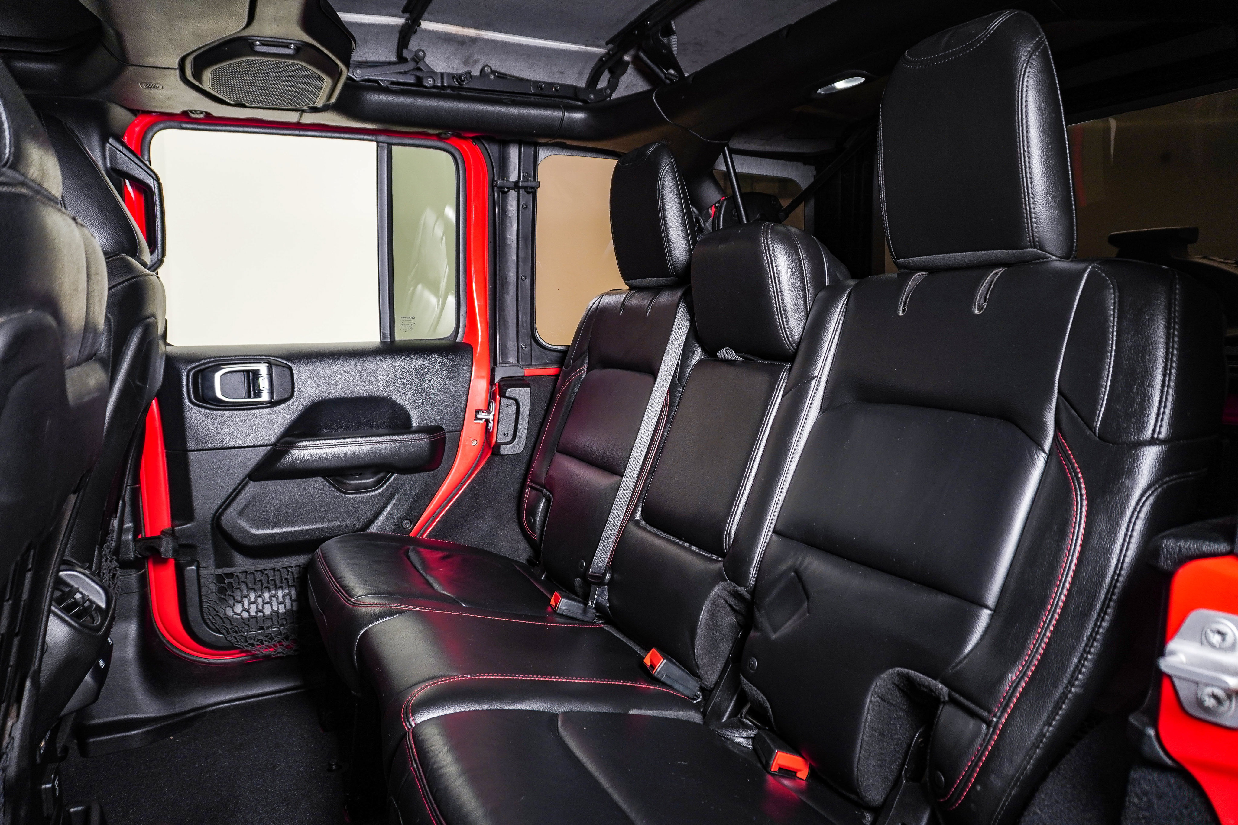 Used 2018 Jeep Wrangler Unlimited Rubicon AWD/4WD image 18
