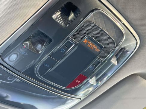 Used 2024 Genesis GV80 2.5T image 11