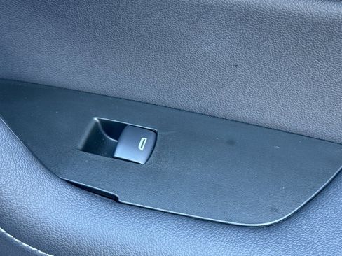 Used 2026 Chevrolet Blazer LT w/ Convenience Package image 22