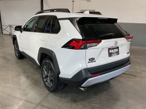 Used 2024 Toyota RAV4 Adventure image 4