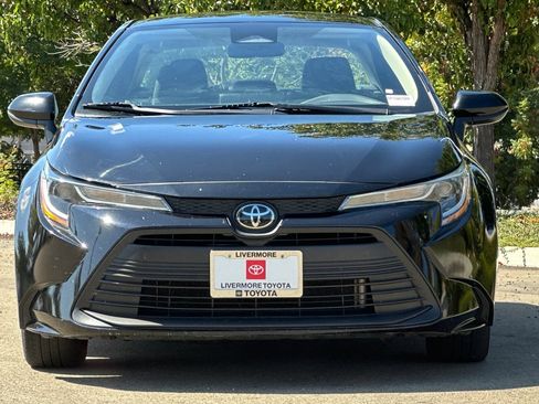 Used 2024 Toyota Corolla LE FWD image 9