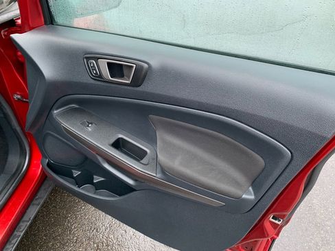 Used 2020 Ford EcoSport SE image 12
