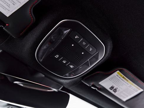 Used 2020 Ferrari F8 Tributo RWD image 93