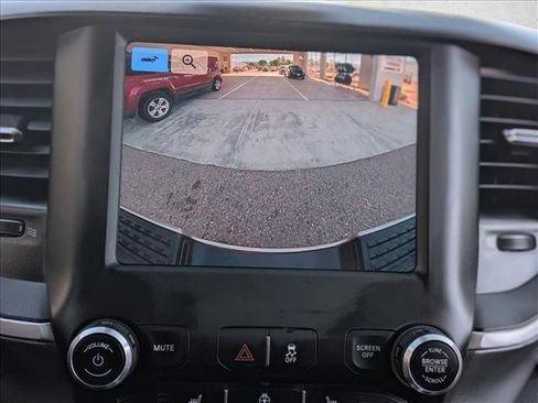 Used 2022 RAM 2500 Big Horn w/ Level C Equiment Group image 12