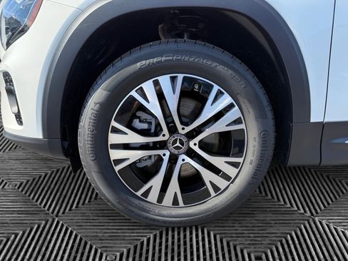 Certified 2026 Mercedes-Benz GLB 250 4MATIC image 9