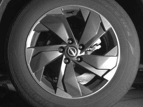 Used 2025 Nissan Rogue SV AWD/4WD image 14
