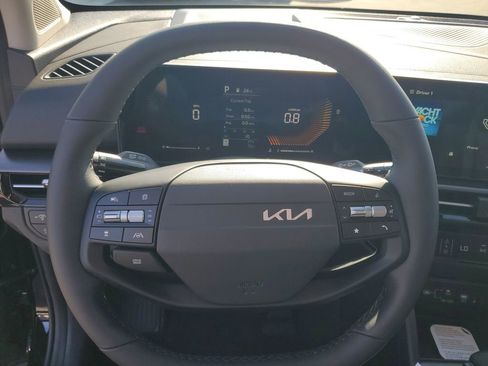 New 2026 Kia Sportage EX image 11