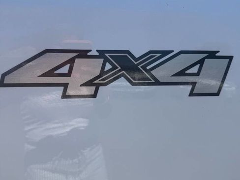 Used 2009 Chevrolet Silverado 2500 LTZ w/ Safety Package AWD/4WD image 12