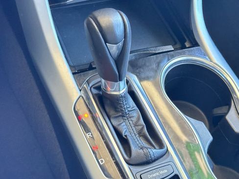 Certified 2018 Acura TLX FWD image 21