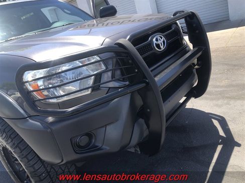 Used 2015 Toyota Tacoma PreRunner w/ Convenience Package RWD image 25
