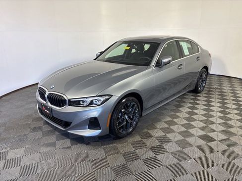 Used 2025 BMW 330i xDrive 330i xDrive image 3