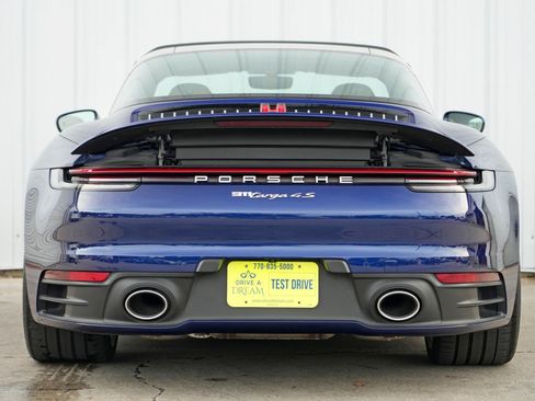 Used 2022 Porsche 911 Targa 4S w/ Premium Package AWD/4WD image 10