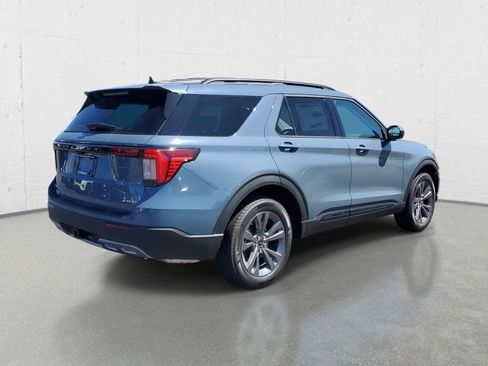 New 2026 Ford Explorer Active AWD/4WD image 7