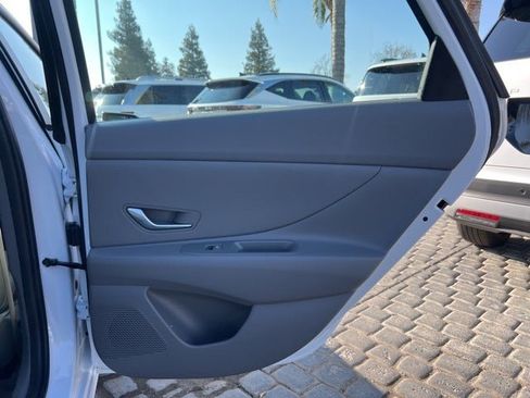 New 2026 Hyundai Elantra Blue image 18