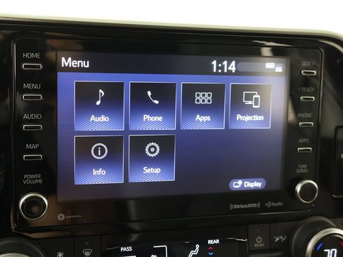 Used 2022 Toyota Highlander XLE AWD/4WD image 51