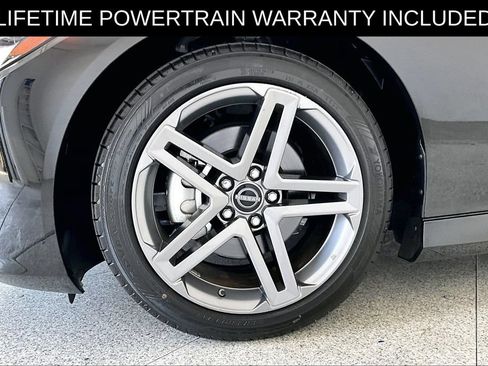 Used 2025 Nissan Z Sport w/ Floor Mat Package RWD image 12