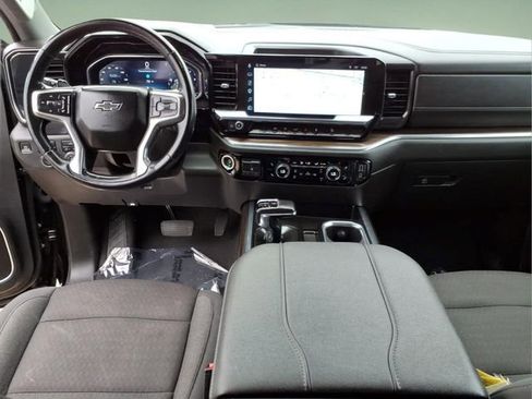 Used 2024 Chevrolet Silverado 1500 RST image 13