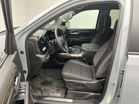 Certified 2024 Chevrolet Silverado 1500 RST w/ Convenience Package II image 3