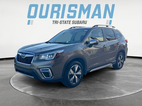 Used 2020 Subaru Forester Touring image 2