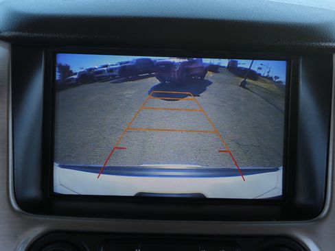 Used 2017 GMC Yukon XL Denali w/ Open Road Package image 24