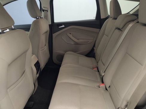 Used 2018 Ford Escape SE FWD image 18