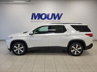 Used 2019 Chevrolet Traverse LT w/ LT Premium Package image 1