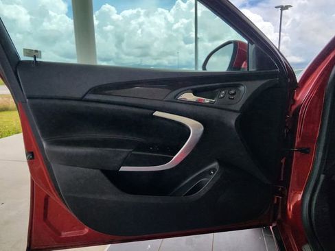 Used 2015 Buick Regal FWD image 11
