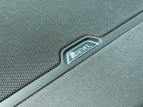 New 2026 Lincoln Navigator Premiere AWD/4WD image 21