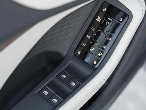 New 2025 Audi A5 2.0T Prestige image 23