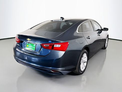 Used 2019 Chevrolet Malibu Hybrid image 10