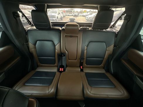 Used 2023 Ford Bronco Outer Banks AWD/4WD image 23