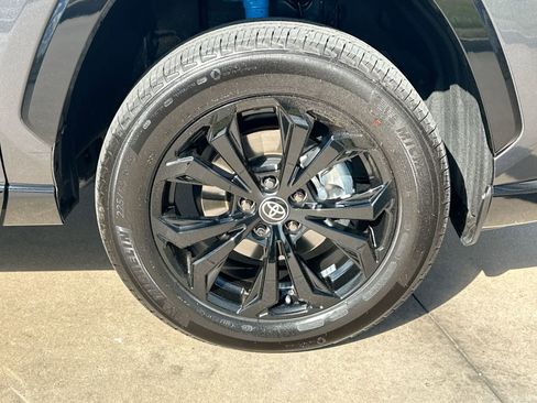 Used 2025 Toyota RAV4 XSE image 10