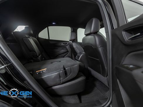 Used 2023 Chevrolet Equinox RS image 33