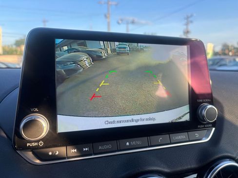 Used 2025 Nissan Sentra SV image 24