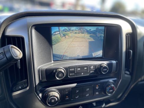 Used 2019 Chevrolet Silverado 2500 LT image 29