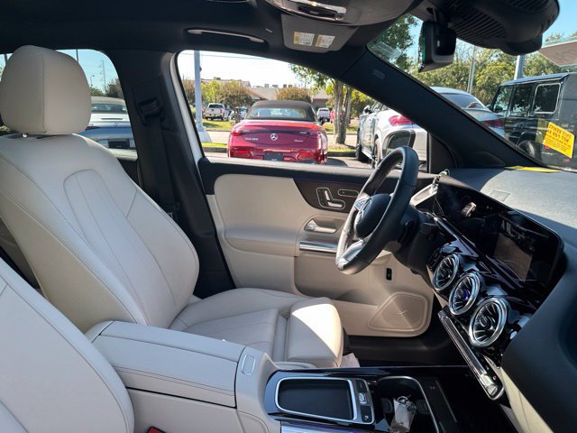 Used 2026 Mercedes-Benz GLA 250 4MATIC image 33
